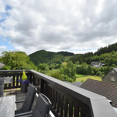 Holiday home In Deifeld With Balcony